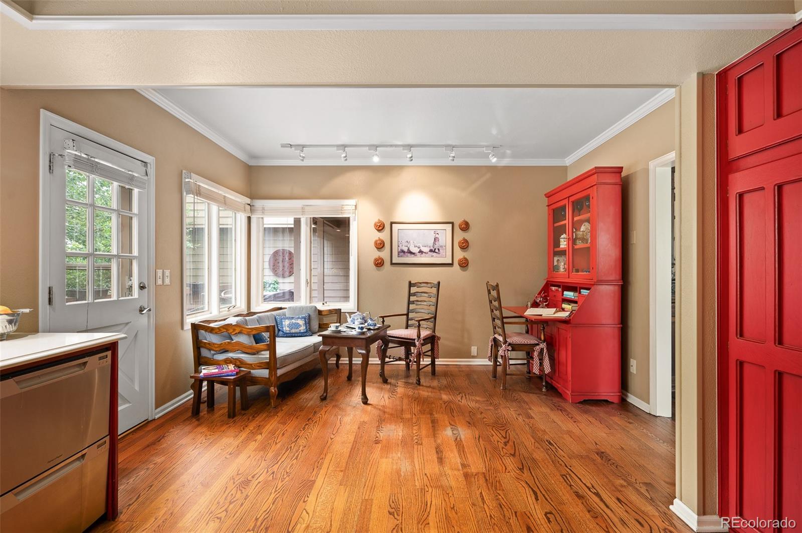 MLS Image #14 for 4505 s yosemite street,denver, Colorado