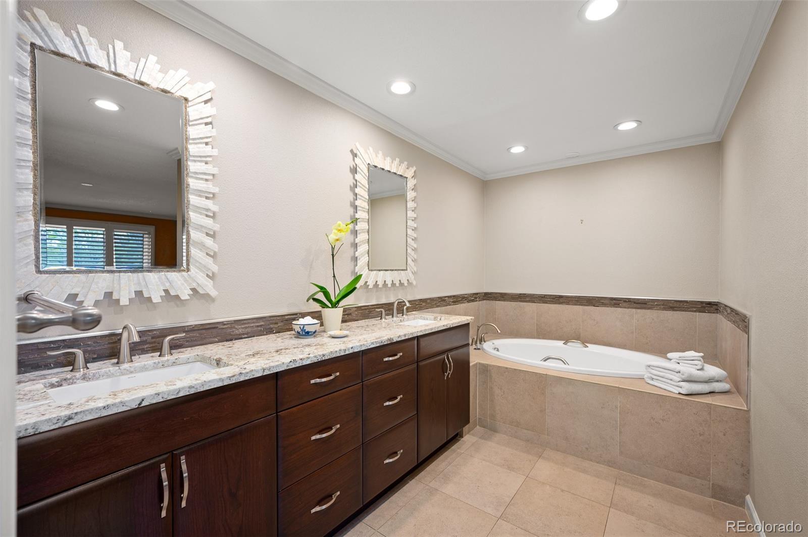 MLS Image #20 for 4505 s yosemite street,denver, Colorado