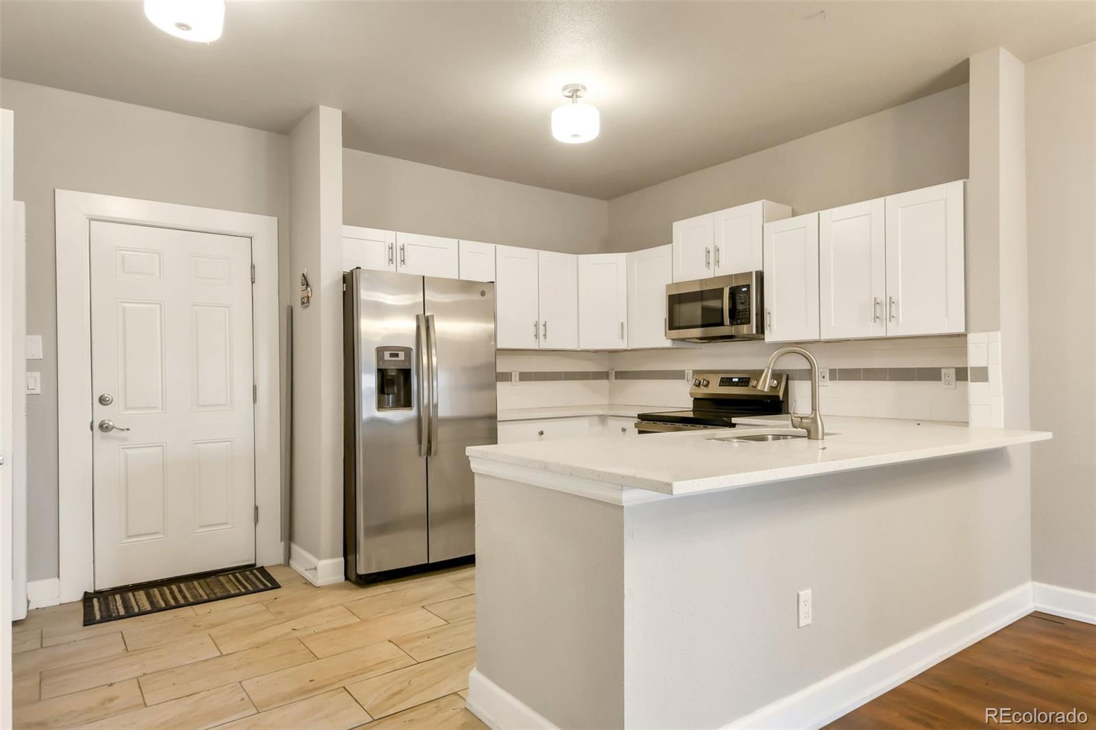MLS Image #2 for 2521 s bahama circle,aurora, Colorado