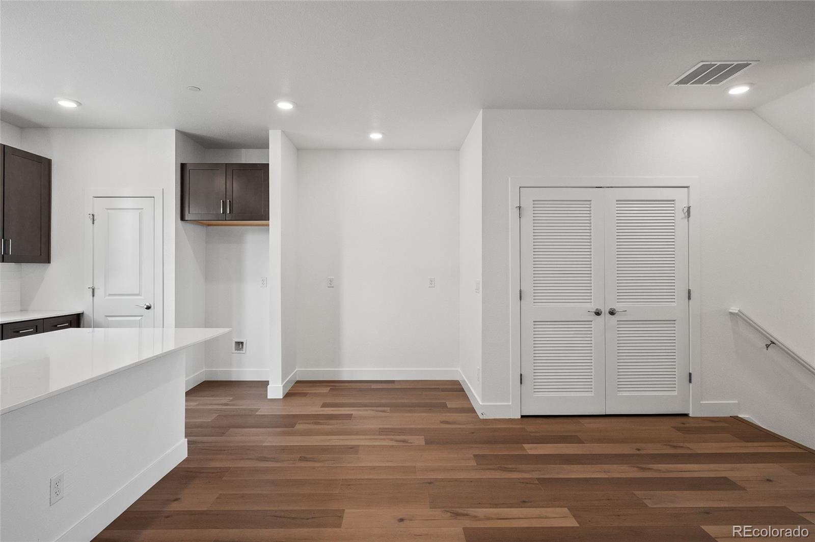 MLS Image #10 for 2896 w 56th avenue ,denver, Colorado