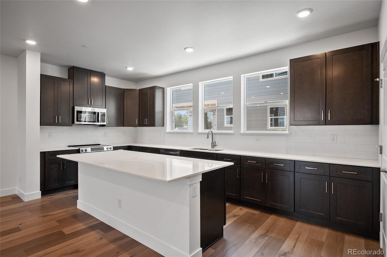 MLS Image #12 for 2896 w 56th avenue ,denver, Colorado