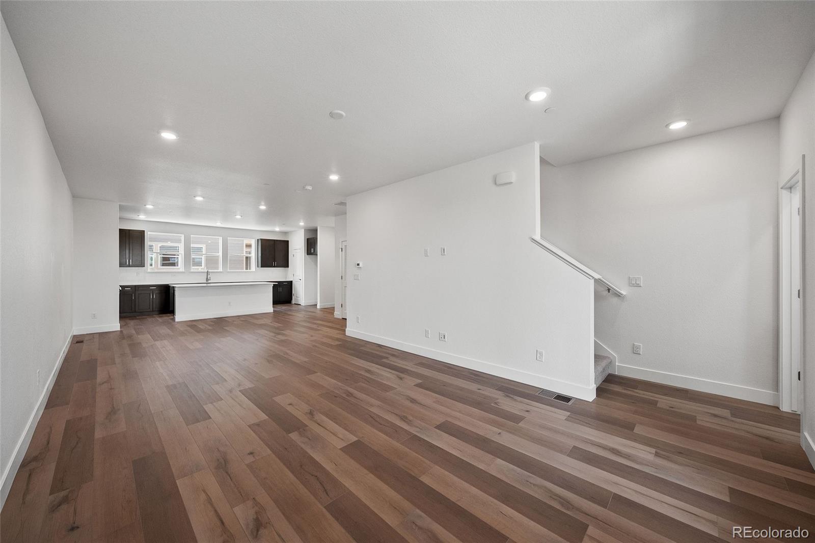 MLS Image #15 for 2896 w 56th avenue ,denver, Colorado