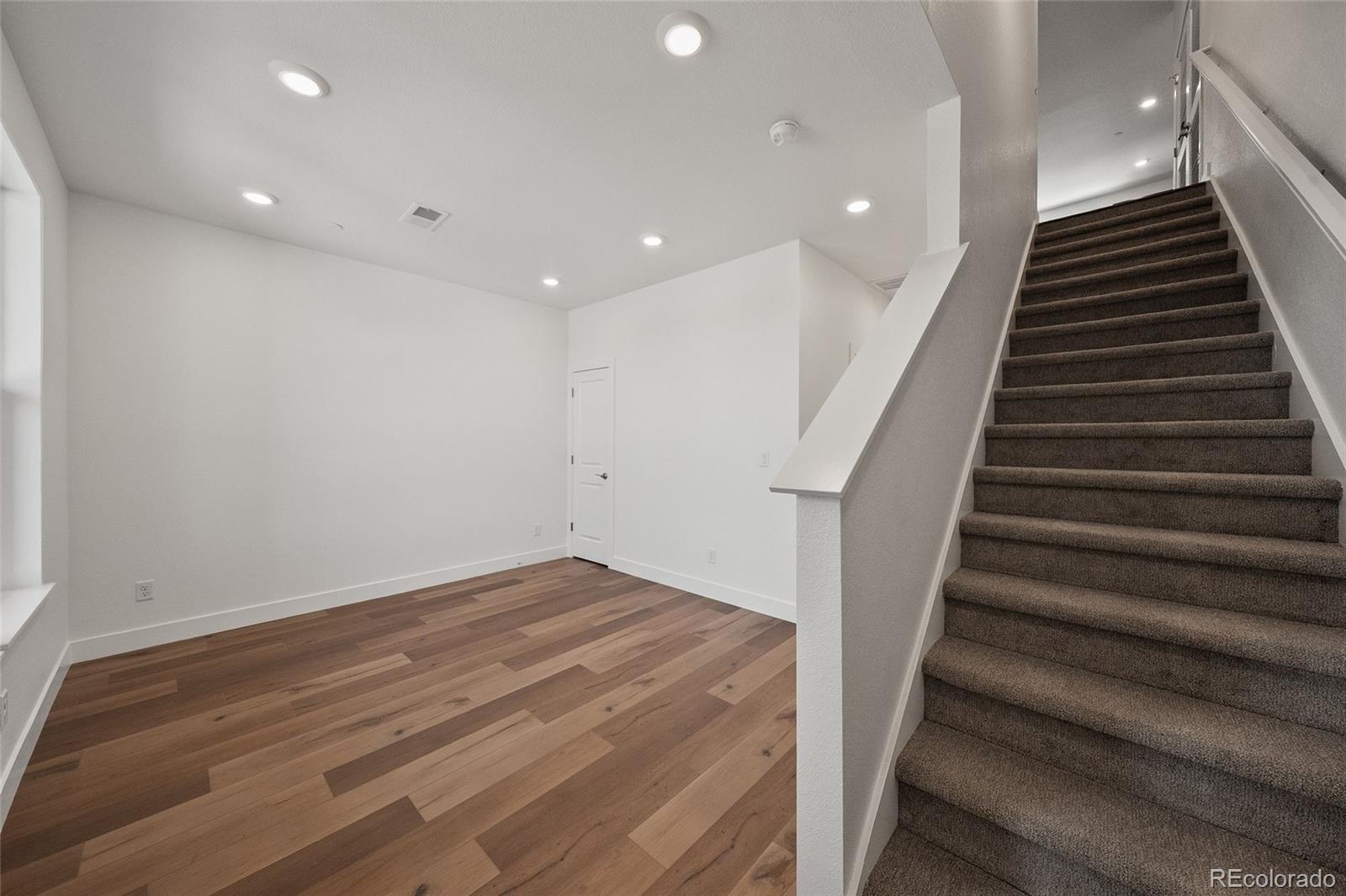 MLS Image #4 for 2896 w 56th avenue ,denver, Colorado