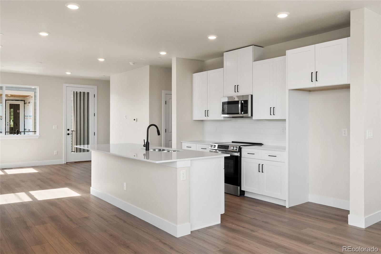 MLS Image #10 for 2894 w 56th avenue ,denver, Colorado