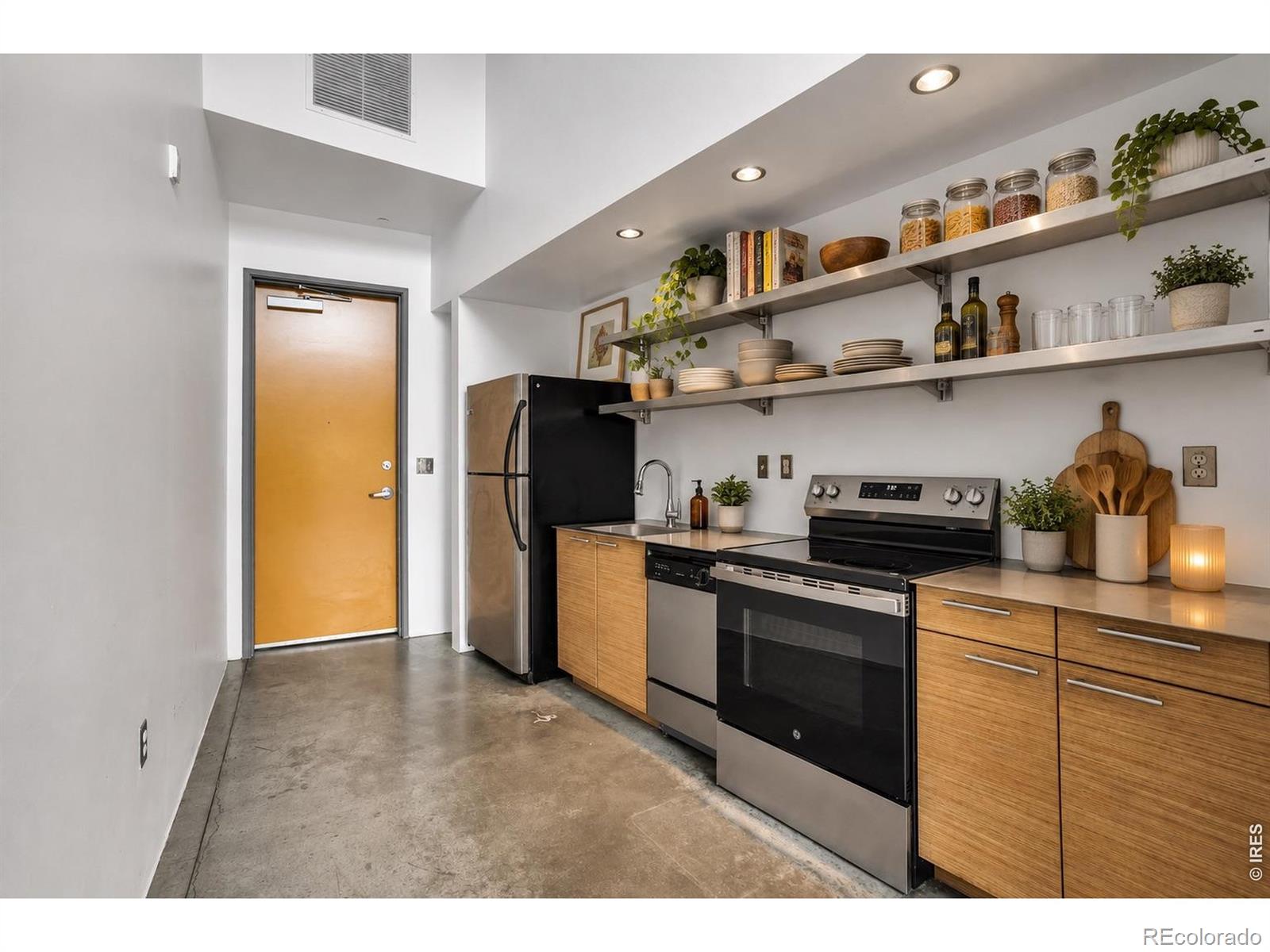 MLS Image #4 for 3457  ringsby court,denver, Colorado