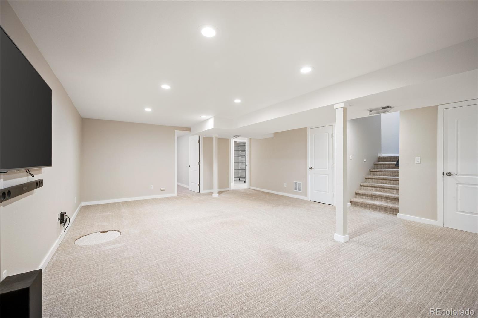 MLS Image #28 for 4505 s yosemite street,denver, Colorado