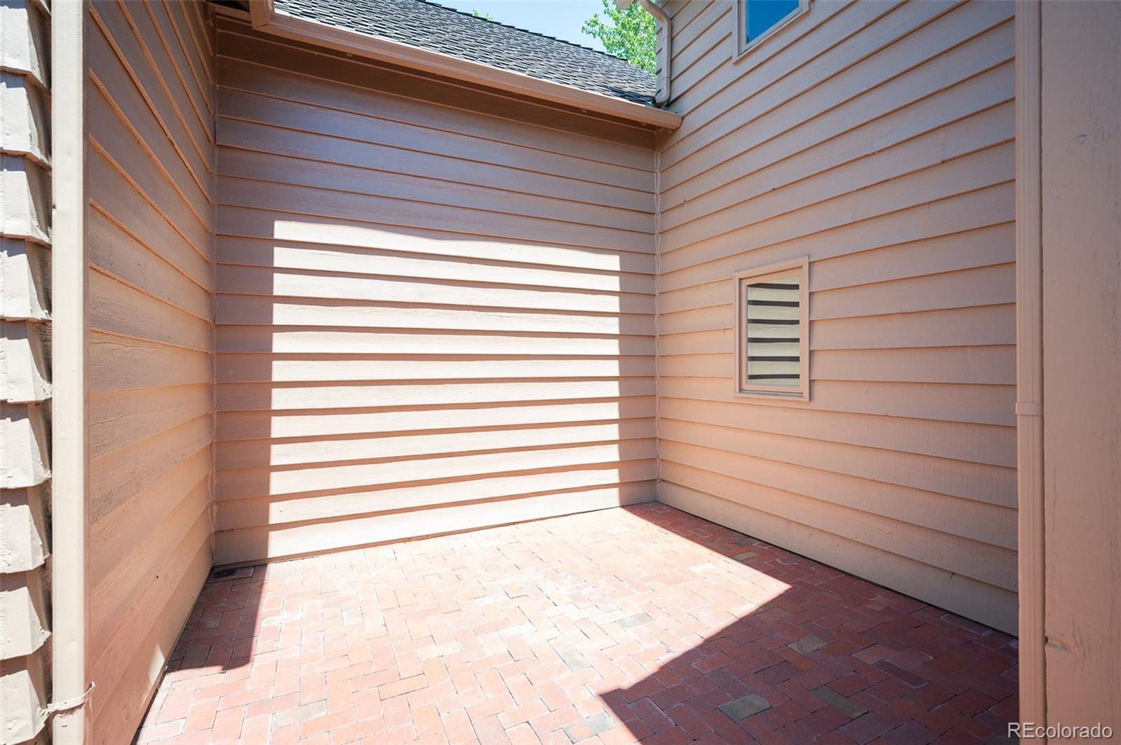 MLS Image #3 for 4505 s yosemite street,denver, Colorado