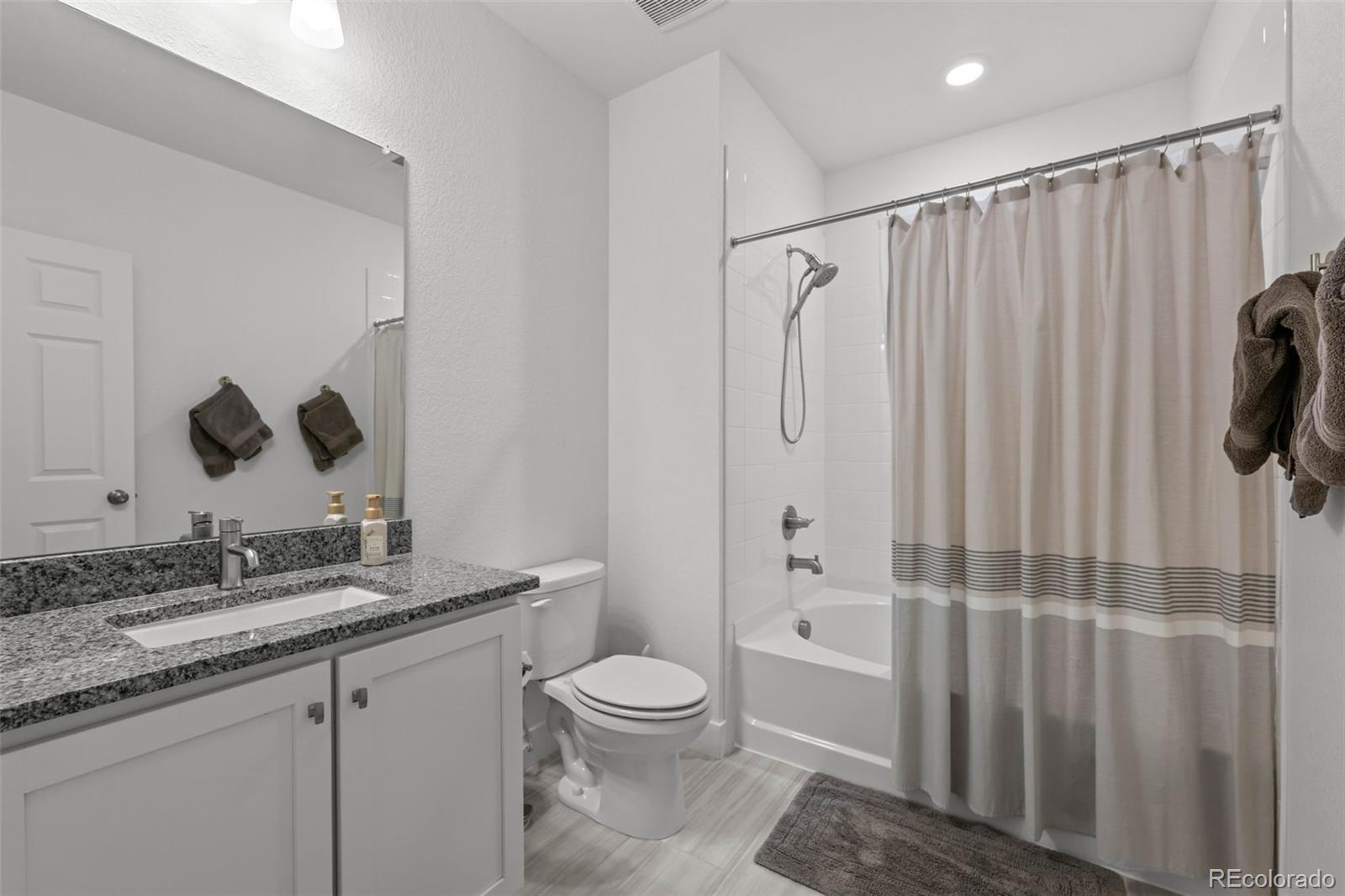 MLS Image #41 for 4984  jericho street,denver, Colorado