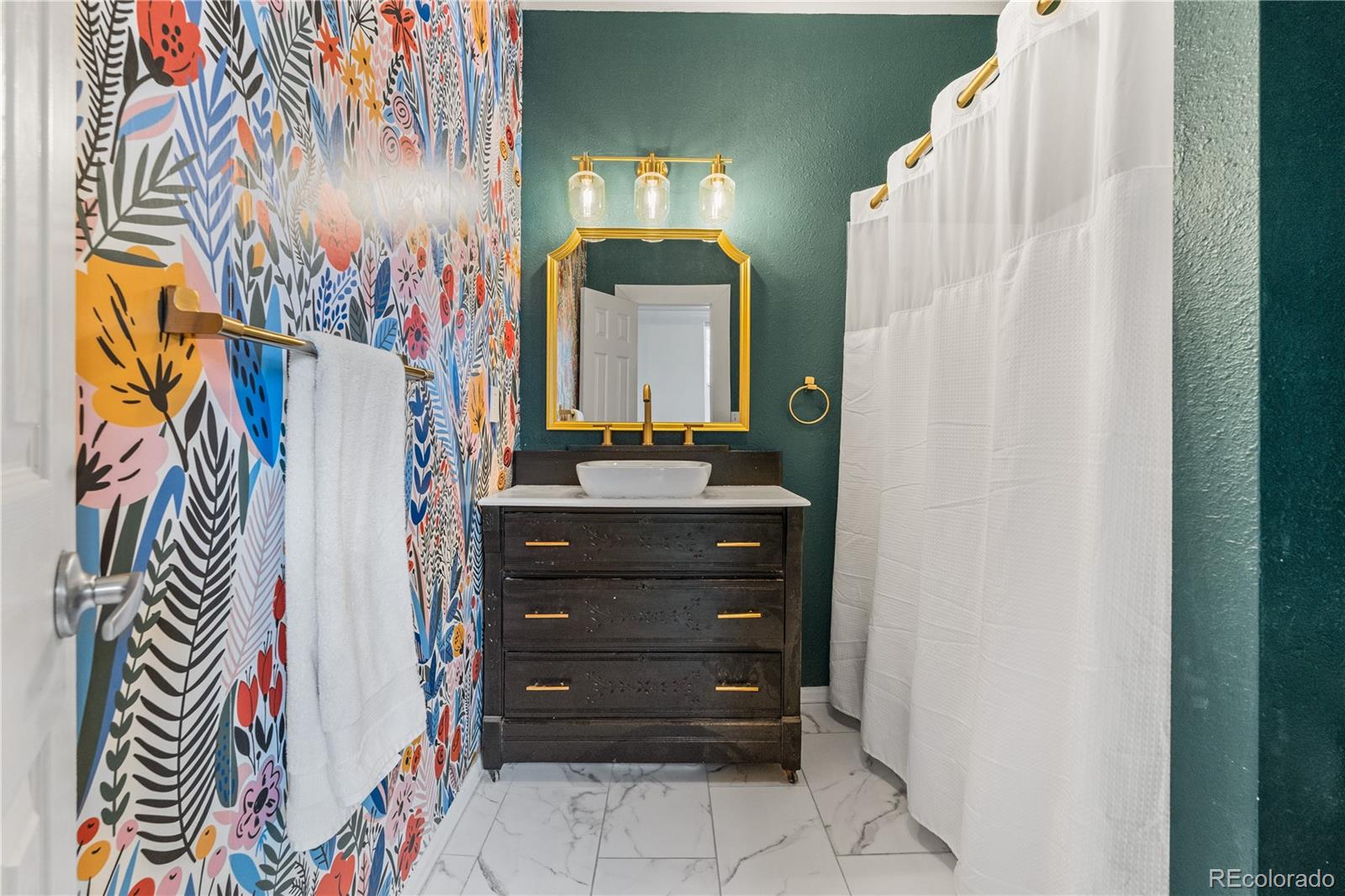 MLS Image #4 for 2465 w caithness place,denver, Colorado