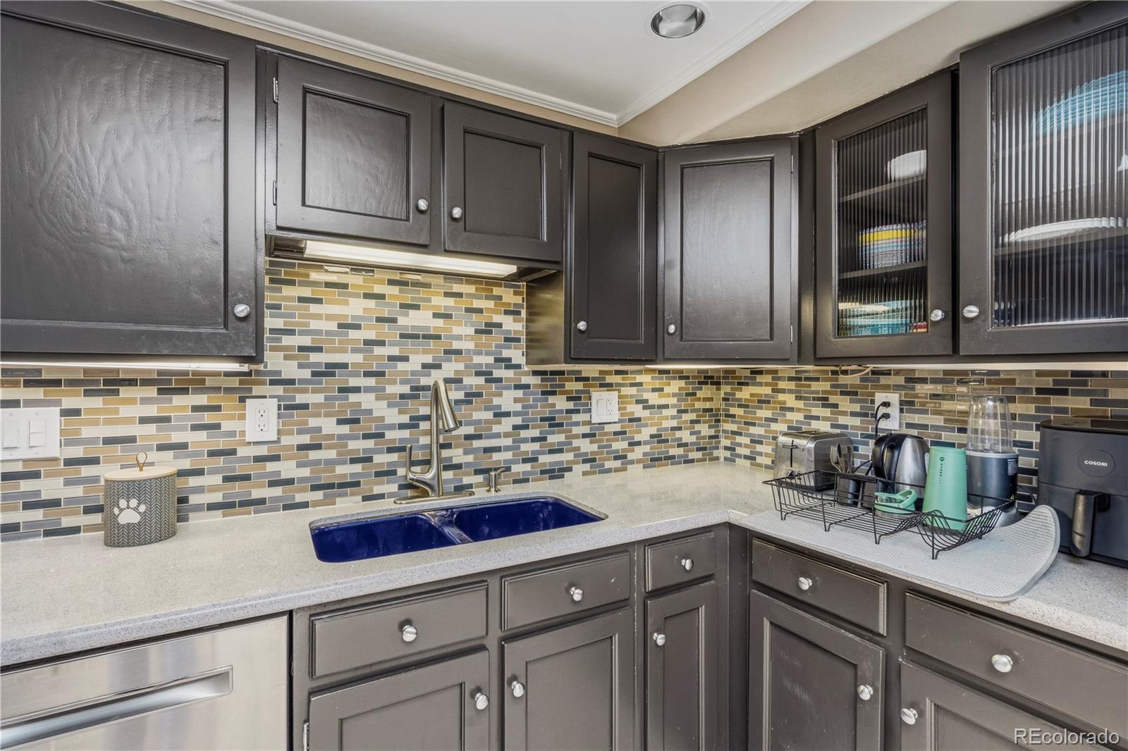 MLS Image #11 for 6507 s dexter street,centennial, Colorado
