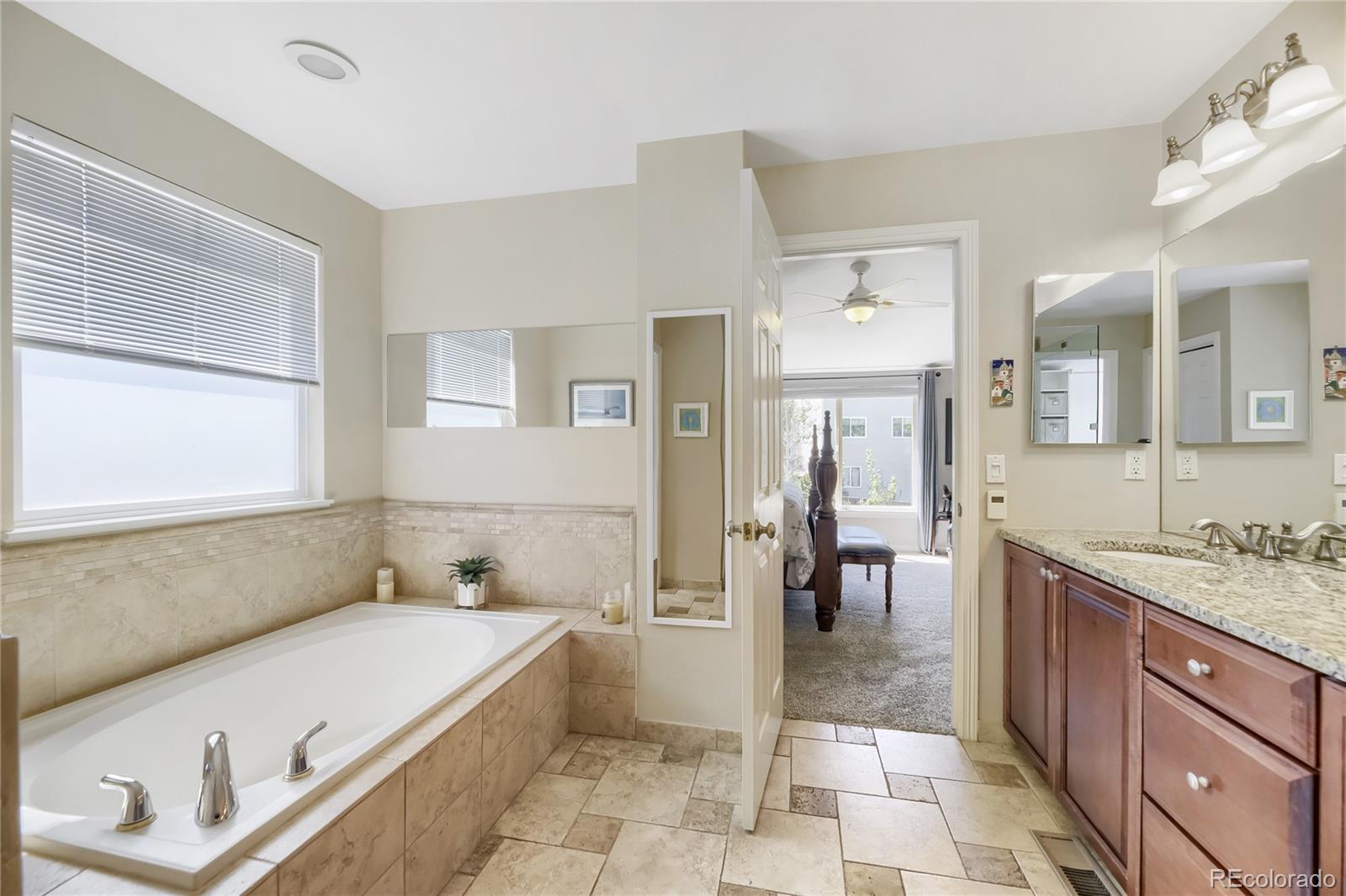 MLS Image #15 for 9940  candlewood lane,highlands ranch, Colorado