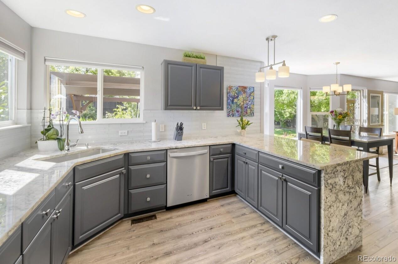 MLS Image #7 for 9940  candlewood lane,highlands ranch, Colorado