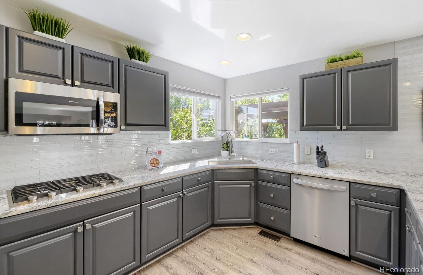 MLS Image #8 for 9940  candlewood lane,highlands ranch, Colorado