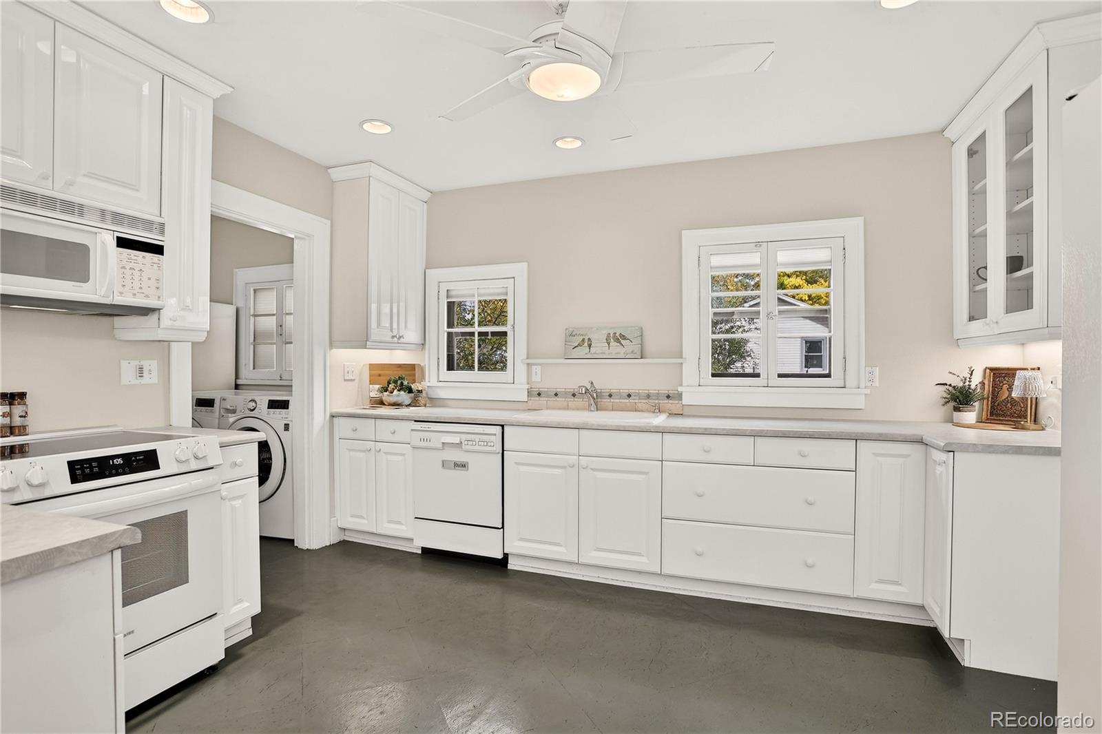 MLS Image #16 for 2301 s humboldt street,denver, Colorado