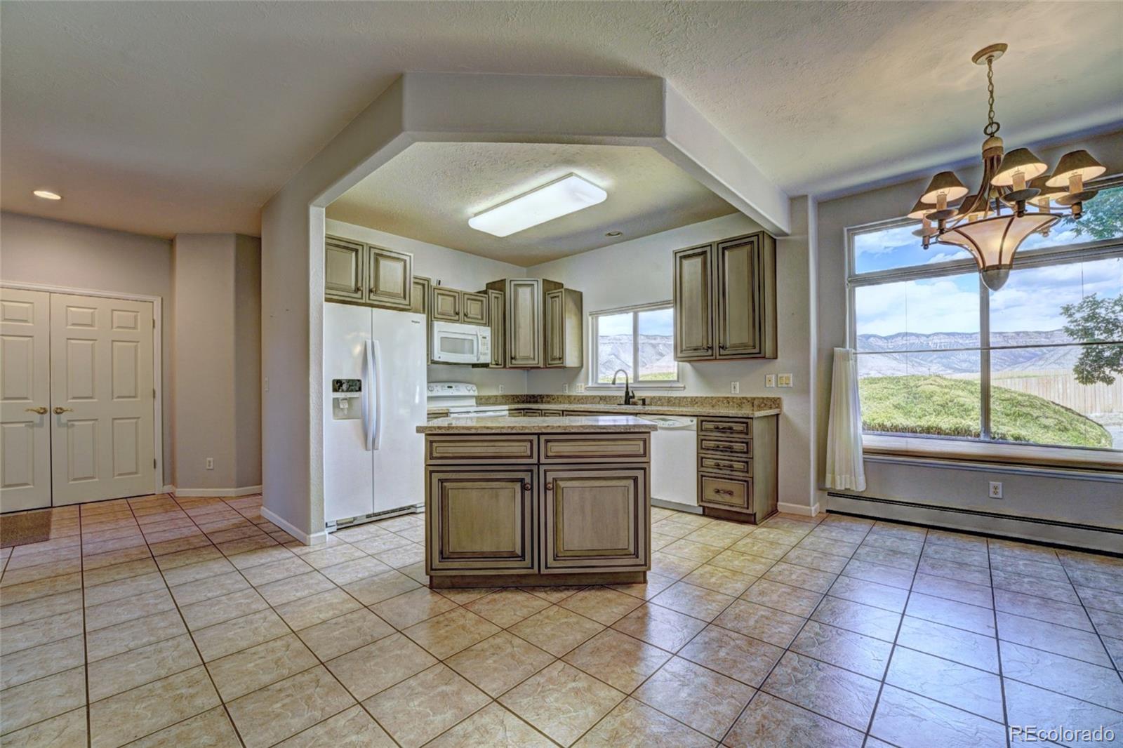 MLS Image #12 for 299 nw limberpine circle,parachute, Colorado