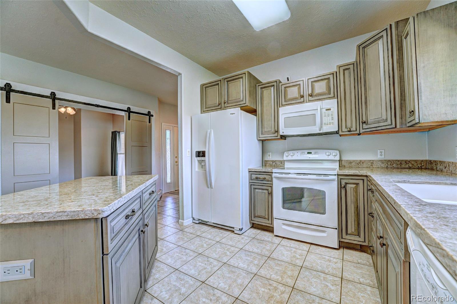 MLS Image #17 for 299 nw limberpine circle,parachute, Colorado