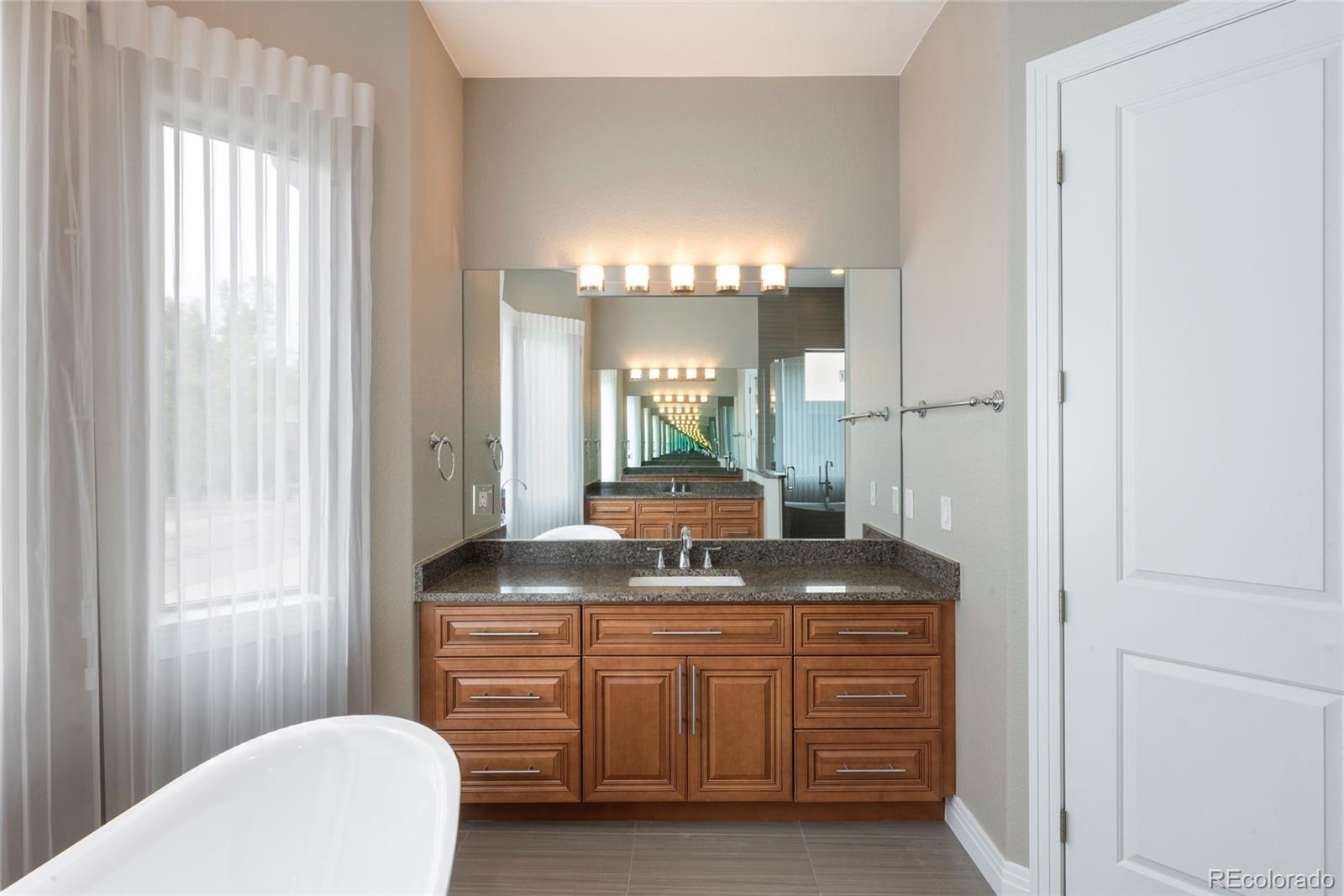 MLS Image #18 for 1131 s balsam court,lakewood, Colorado