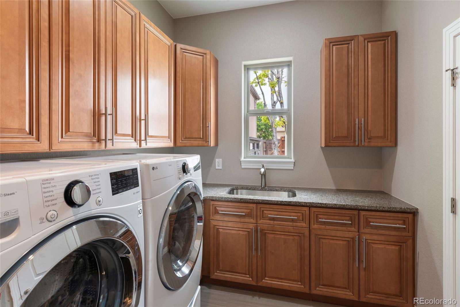 MLS Image #38 for 1131 s balsam court,lakewood, Colorado