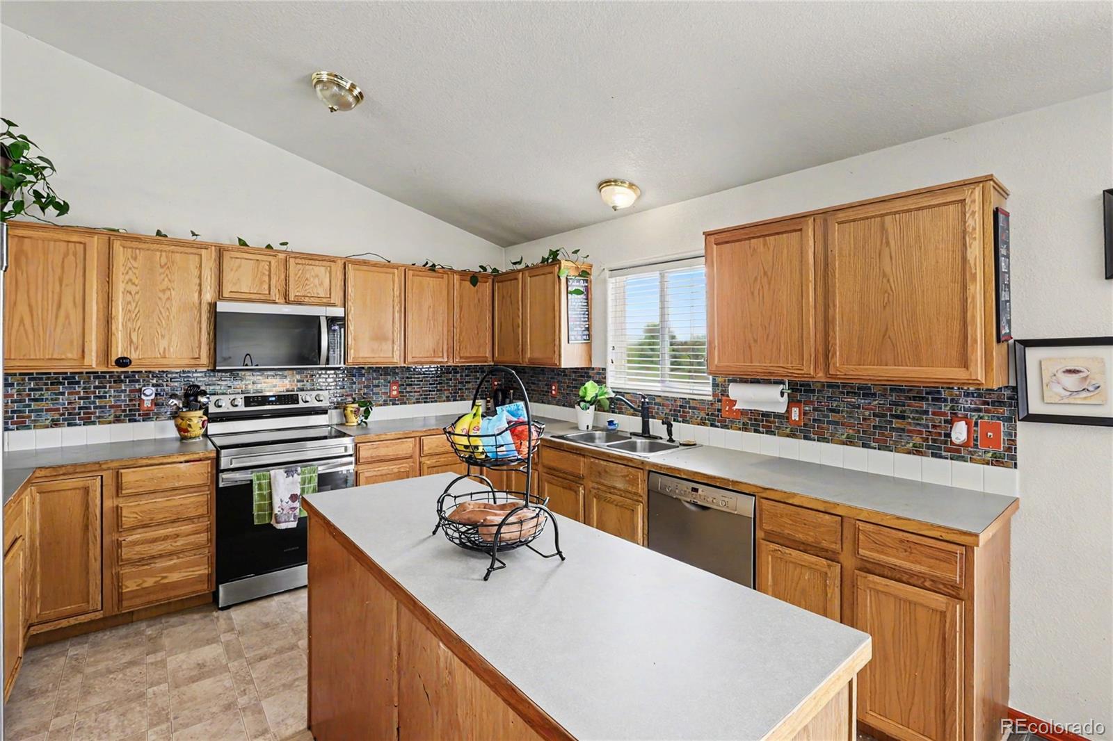 MLS Image #6 for 6304  burgundy street,evans, Colorado