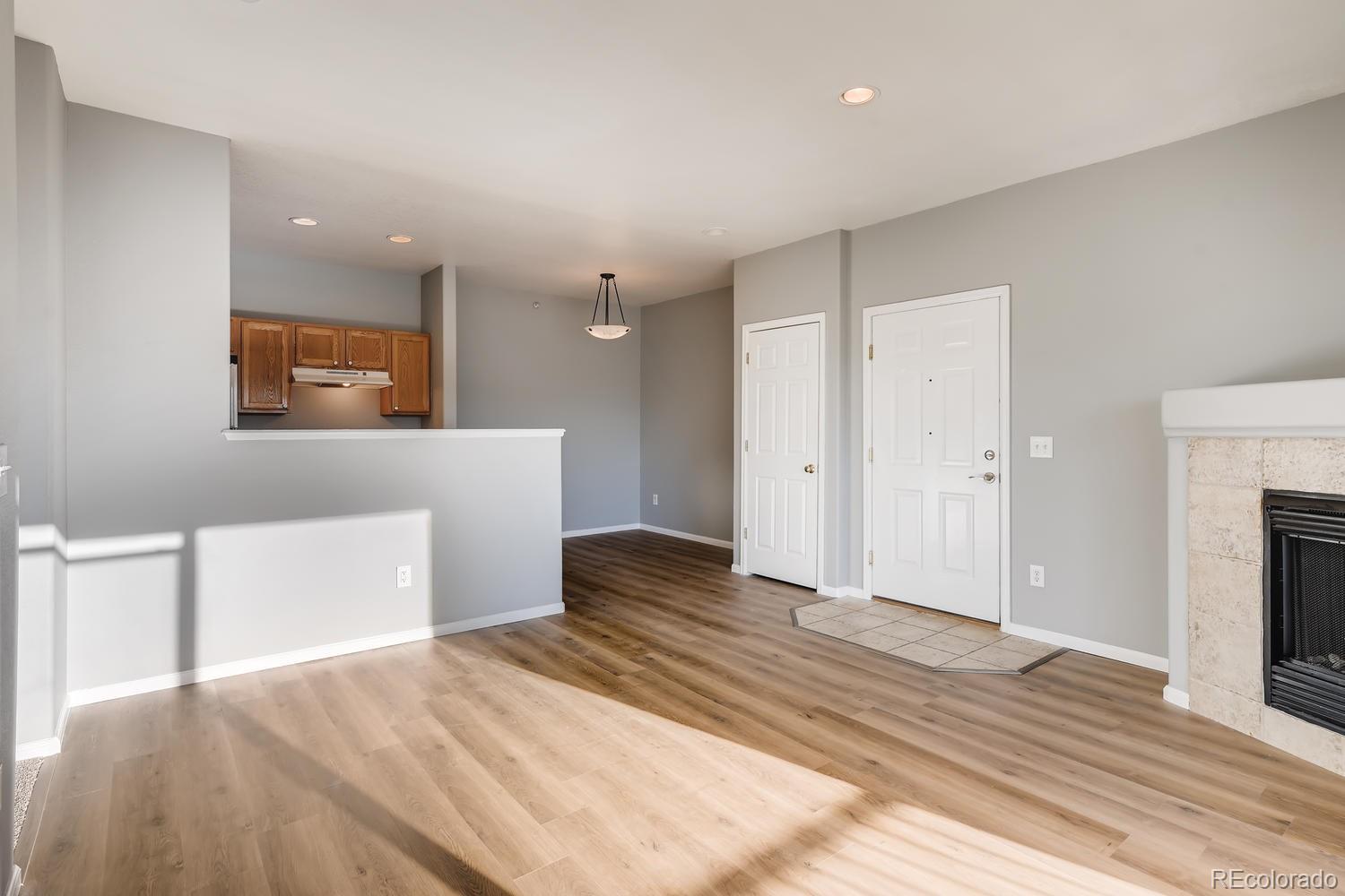 MLS Image #5 for 4451 s ammons street,littleton, Colorado