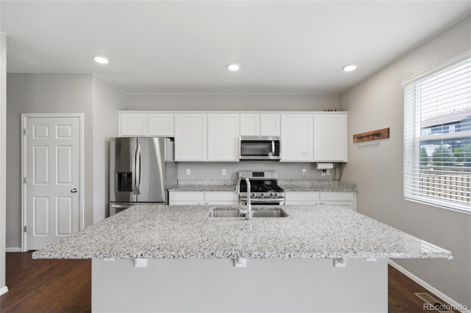 MLS Image #11 for 532  2nd street,severance, Colorado