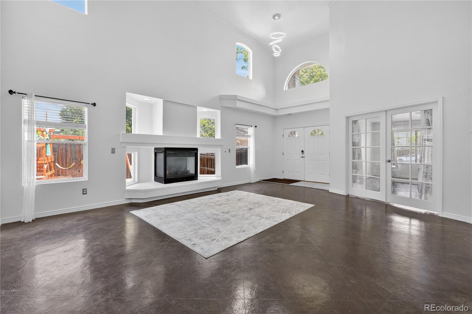 MLS Image #7 for 20604 e 38th place,denver, Colorado
