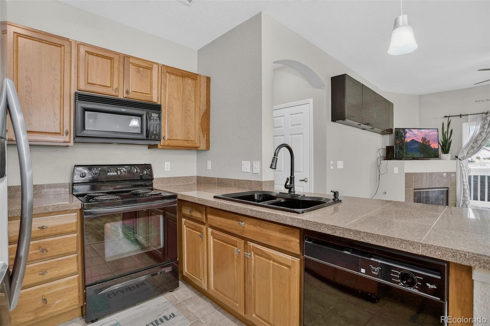 MLS Image #5 for 9515  pearl circle 104,parker, Colorado
