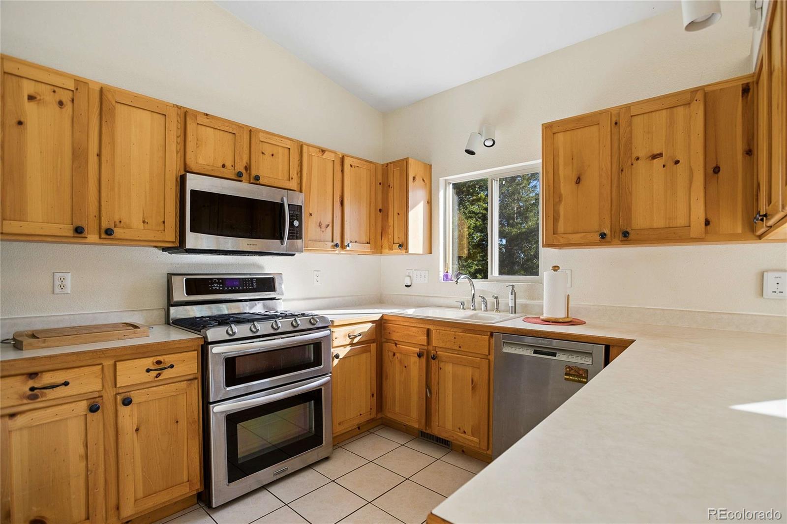MLS Image #11 for 610  meadowlake drive,black hawk, Colorado
