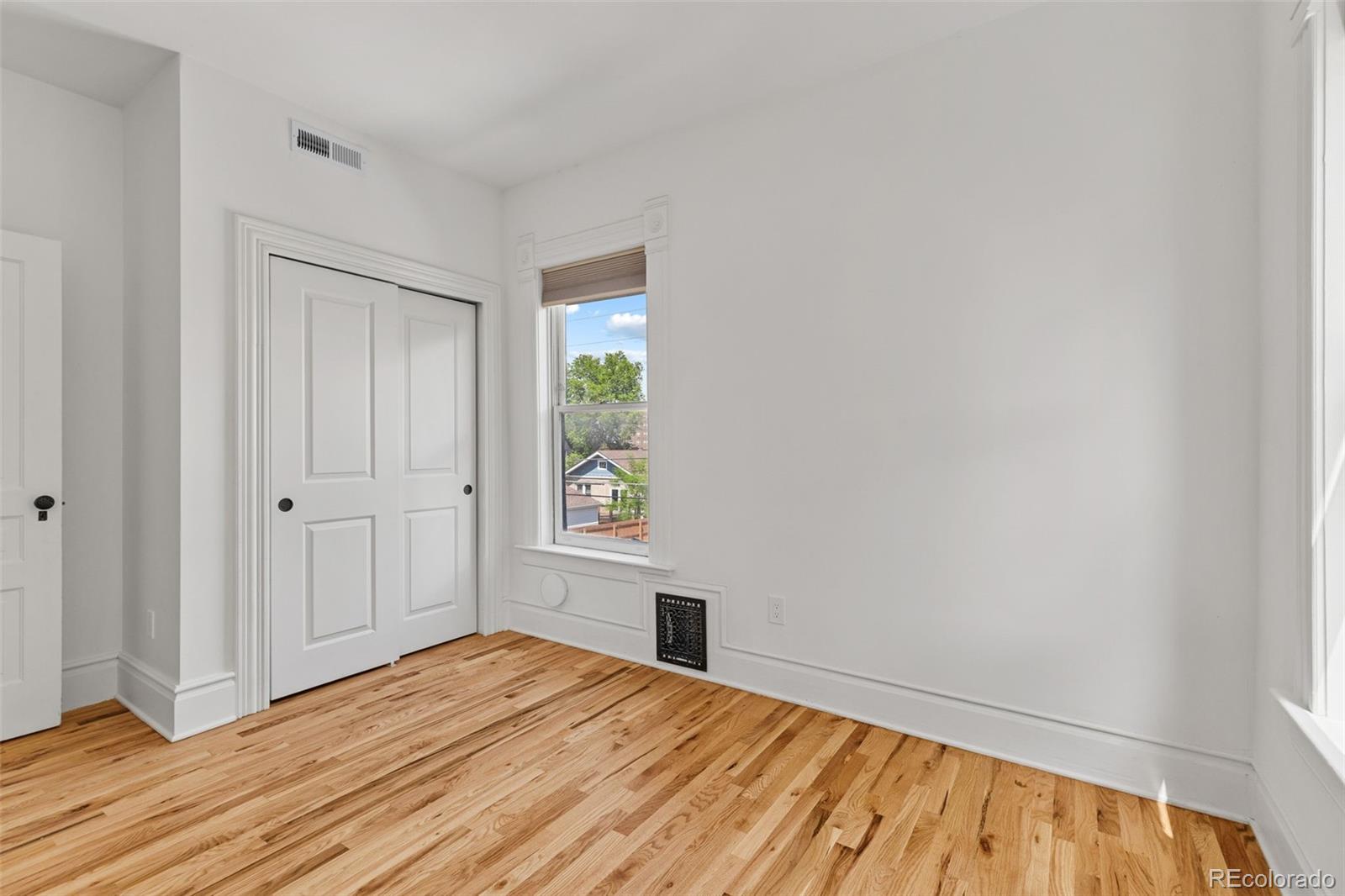 MLS Image #31 for 1444  stuart ,denver, Colorado