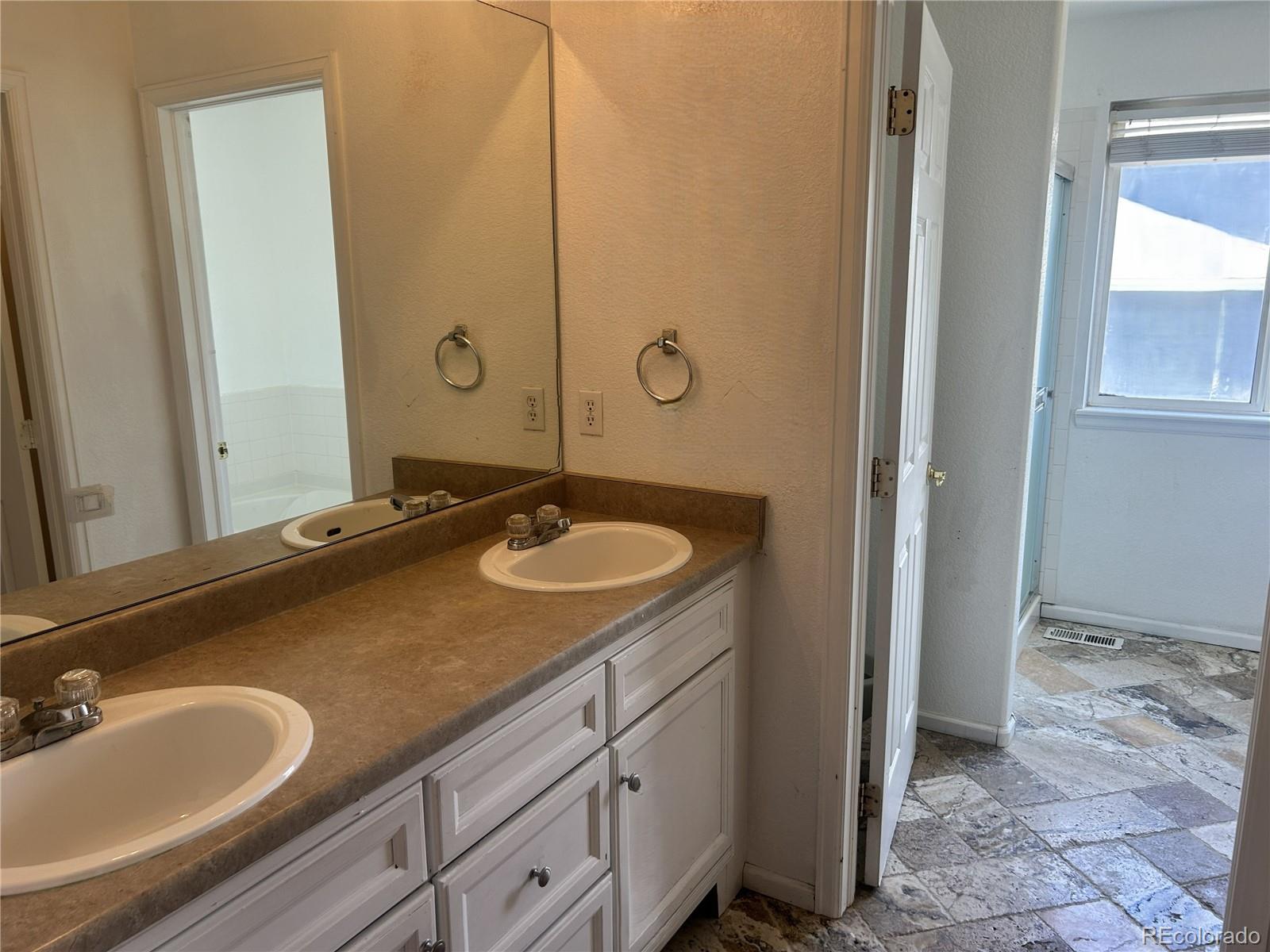 MLS Image #13 for 15812 e 98th place,commerce city, Colorado