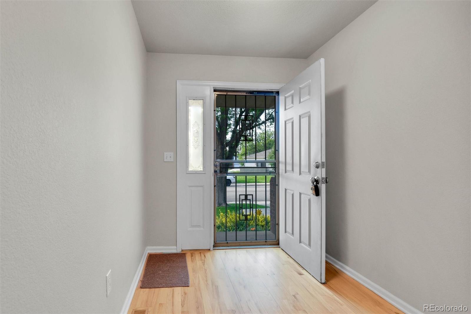 MLS Image #4 for 5283  union court,arvada, Colorado