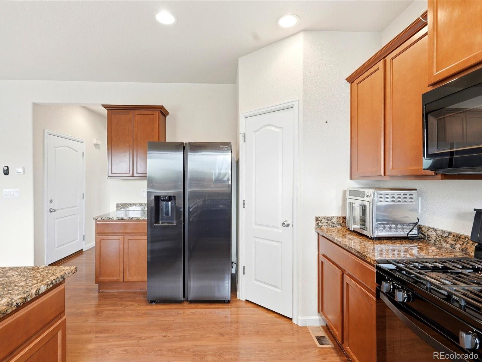 MLS Image #8 for 4727 e 95th drive,thornton, Colorado