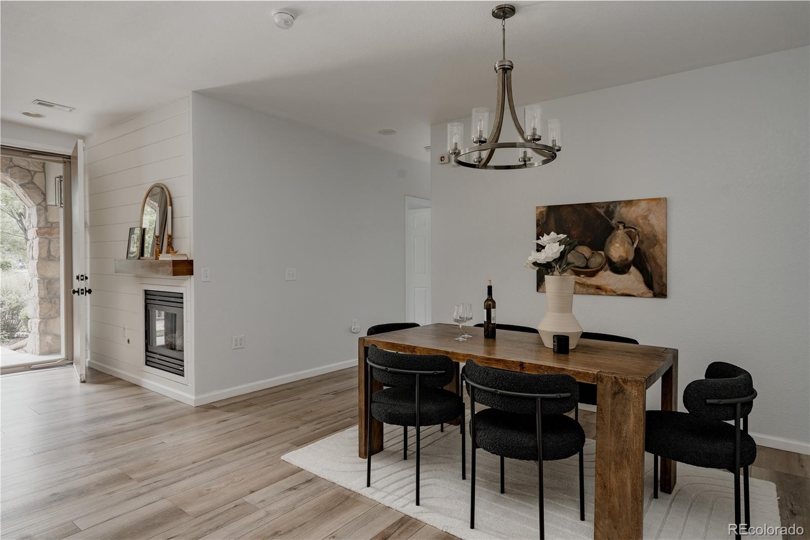 MLS Image #14 for 2598  syracuse street,denver, Colorado