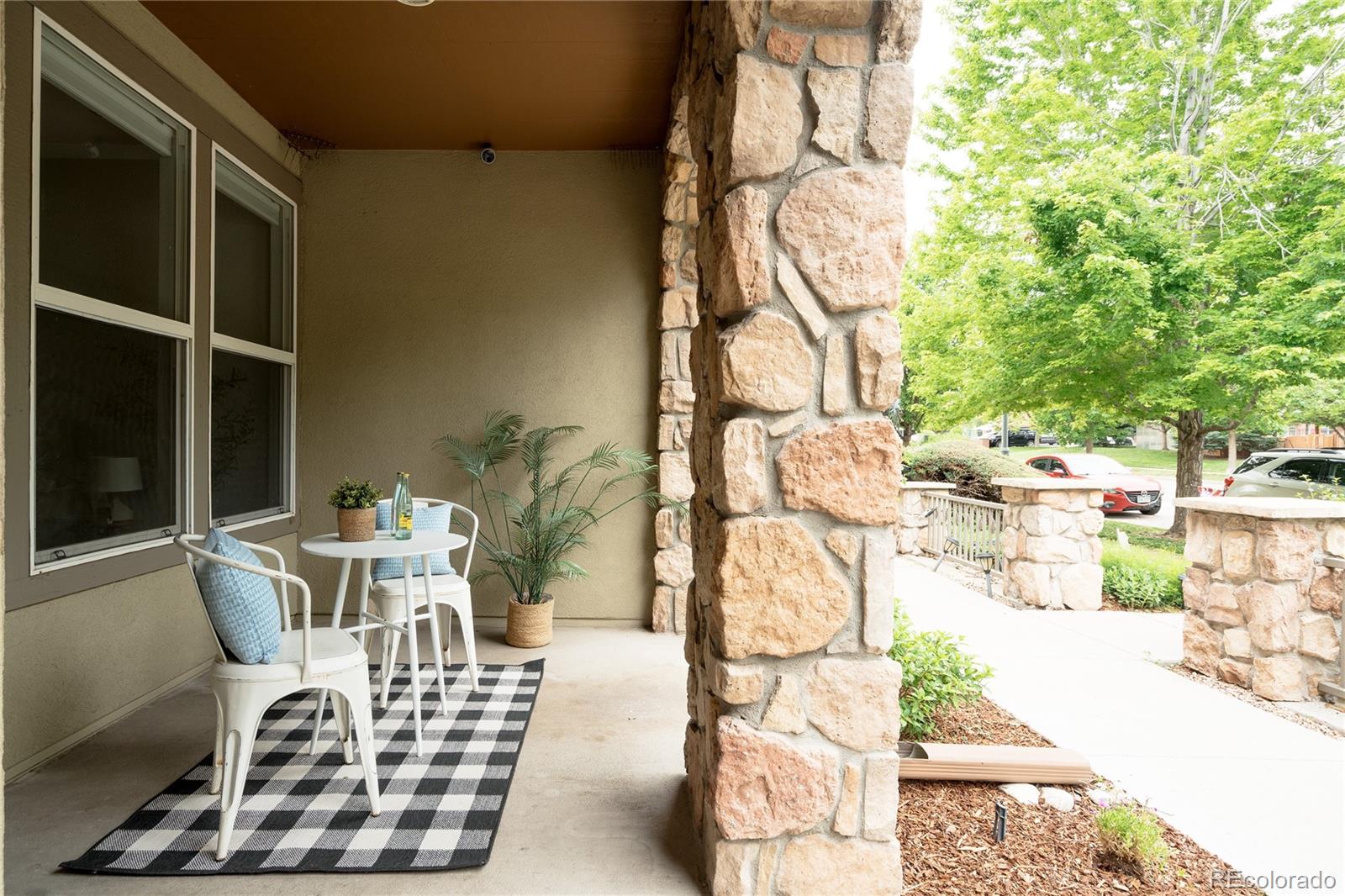 MLS Image #28 for 2598  syracuse street,denver, Colorado