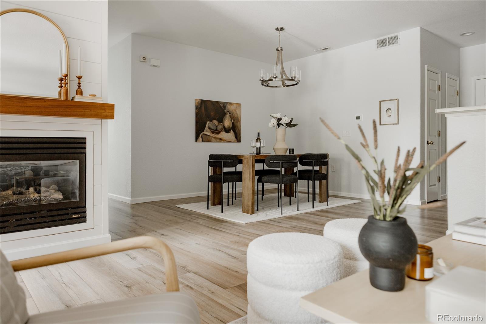 MLS Image #8 for 2598  syracuse street,denver, Colorado