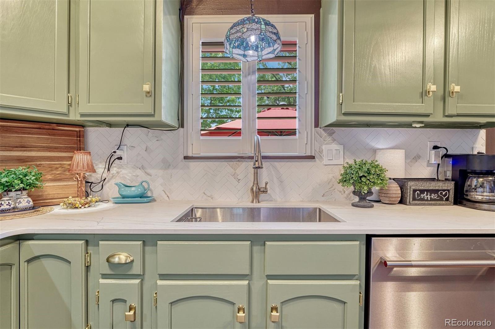 MLS Image #16 for 2830 n institute street,colorado springs, Colorado