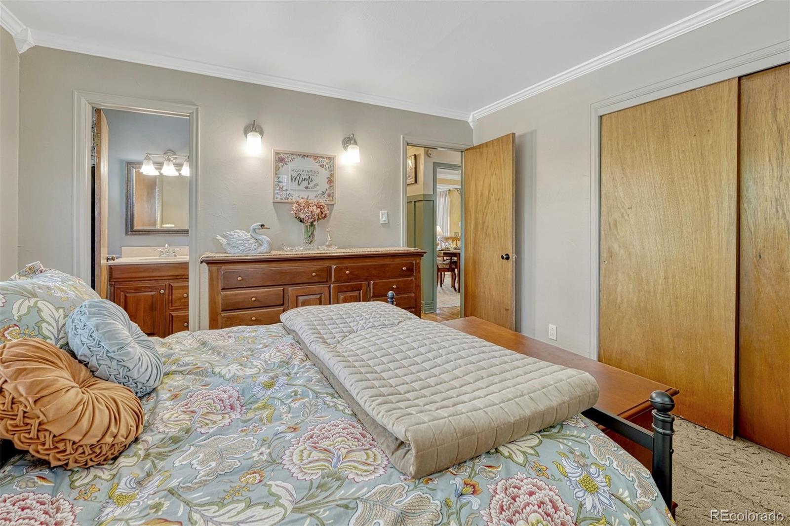 MLS Image #6 for 2830 n institute street,colorado springs, Colorado