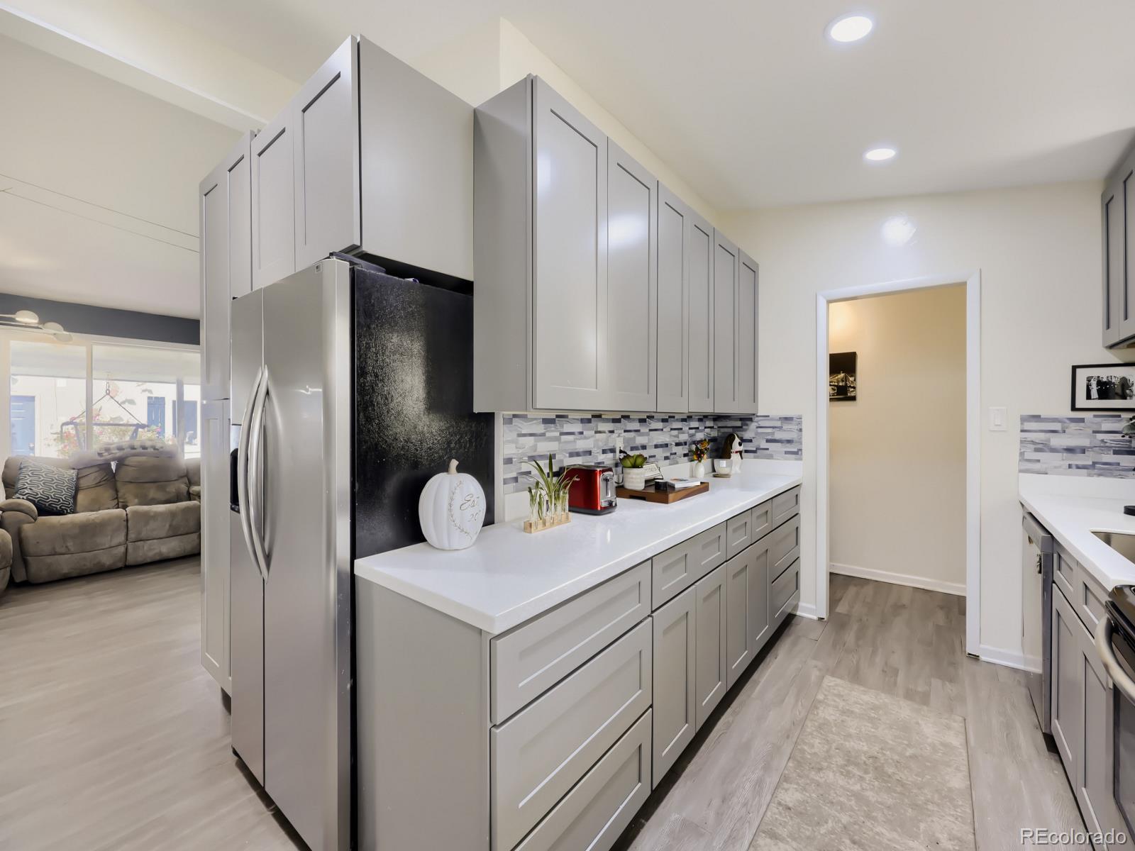 MLS Image #6 for 385  main street,broomfield, Colorado