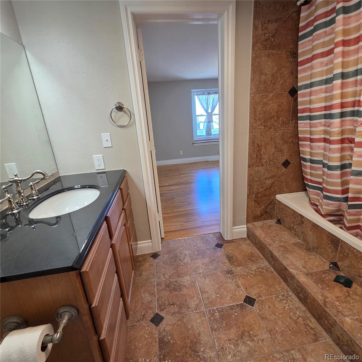 MLS Image #12 for 26906  county road 20 ,keenesburg, Colorado