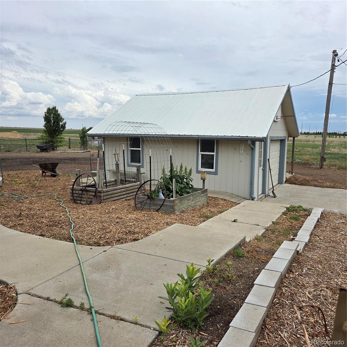 MLS Image #37 for 26906  county road 20 ,keenesburg, Colorado