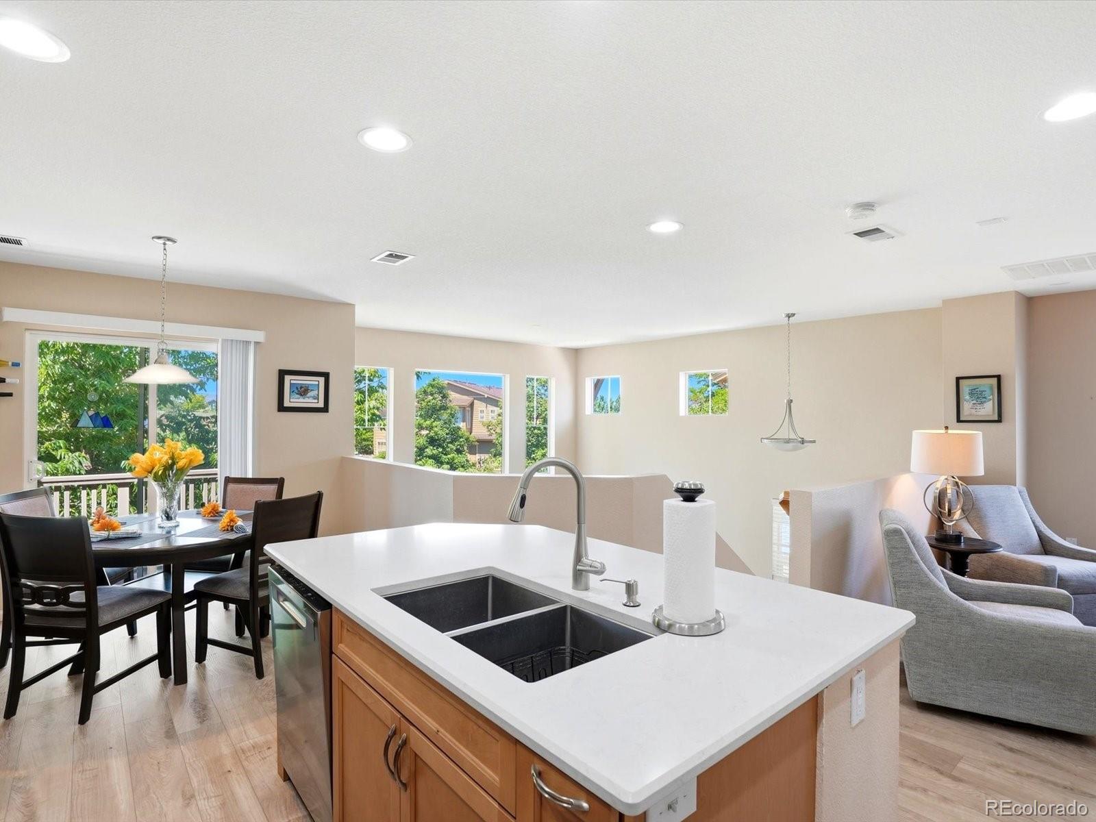 MLS Image #6 for 10438  truckee street 25e,commerce city, Colorado