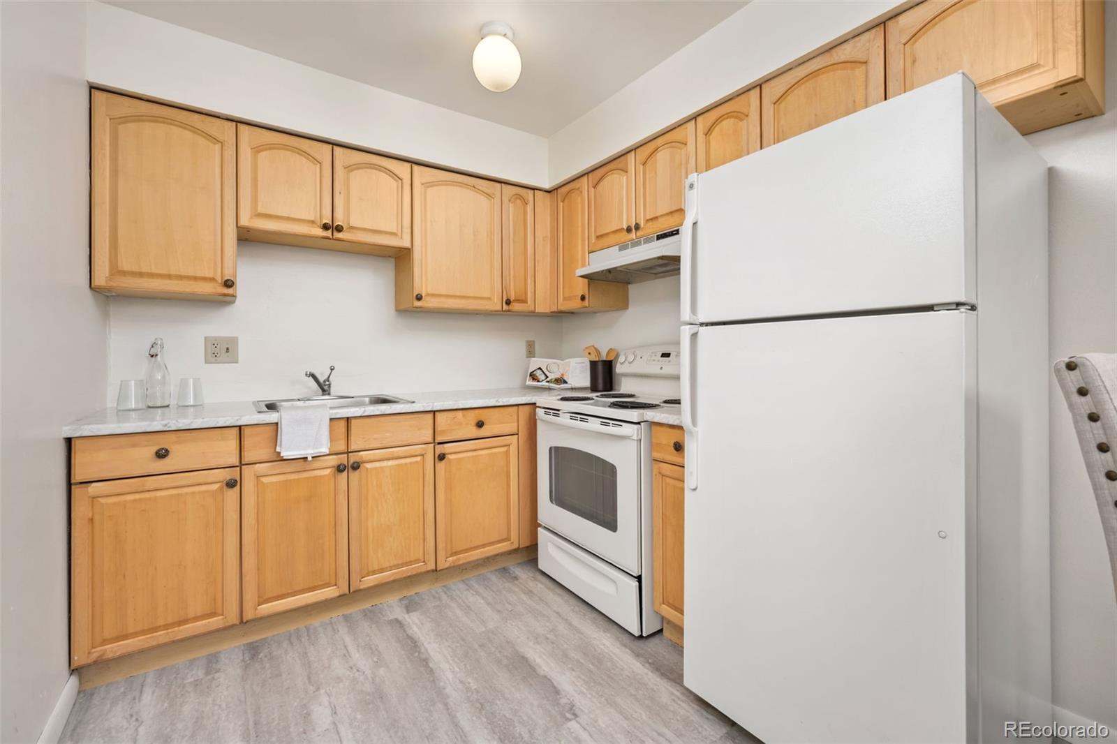 MLS Image #5 for 9380 w 49th avenue,wheat ridge, Colorado