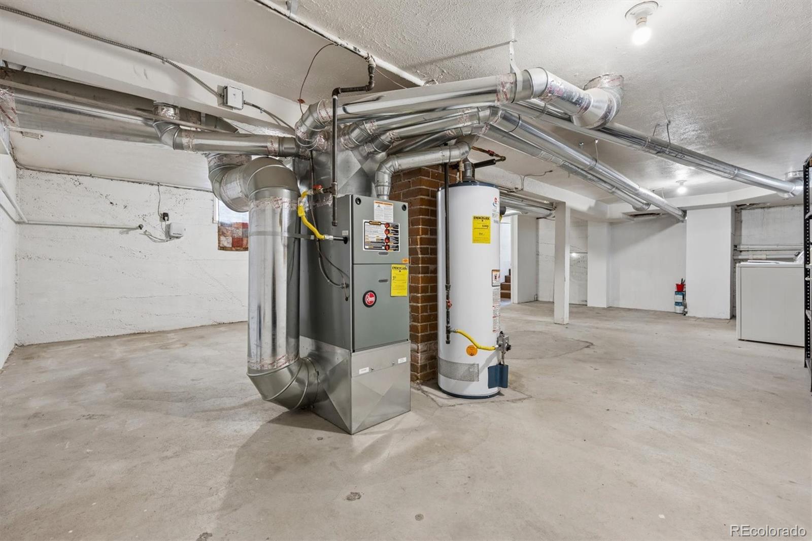 MLS Image #19 for 2111 s grant street,denver, Colorado