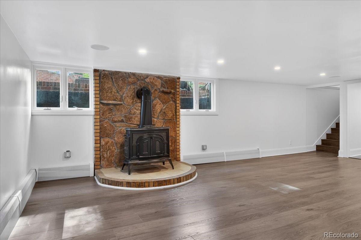 MLS Image #36 for 301 s poplar street,denver, Colorado