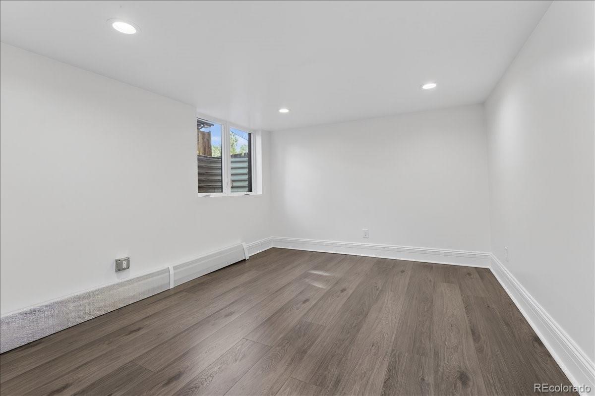 MLS Image #40 for 301 s poplar street,denver, Colorado