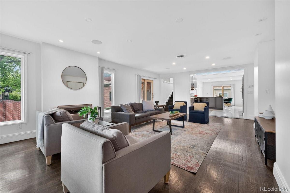 MLS Image #7 for 301 s poplar street,denver, Colorado