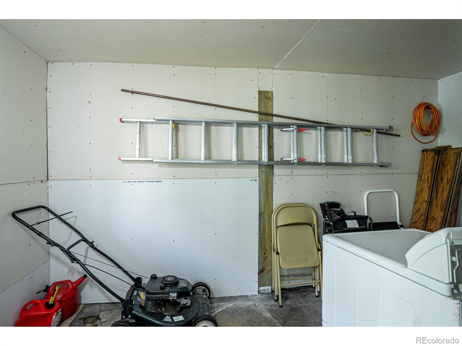 MLS Image #34 for 348  crown point drive,bellvue, Colorado