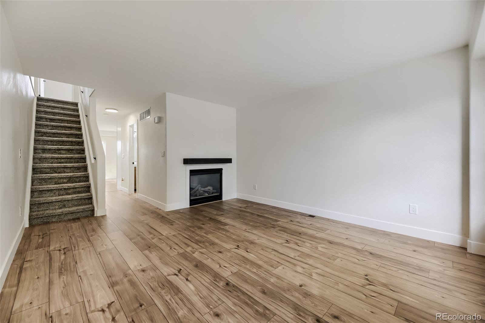 MLS Image #3 for 2025  oakcrest circle,castle rock, Colorado