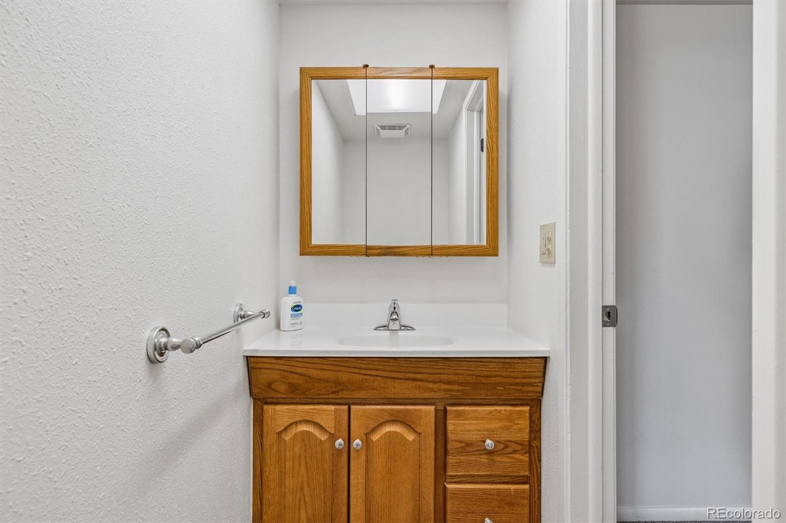 MLS Image #9 for 12638 w virginia avenue,lakewood, Colorado