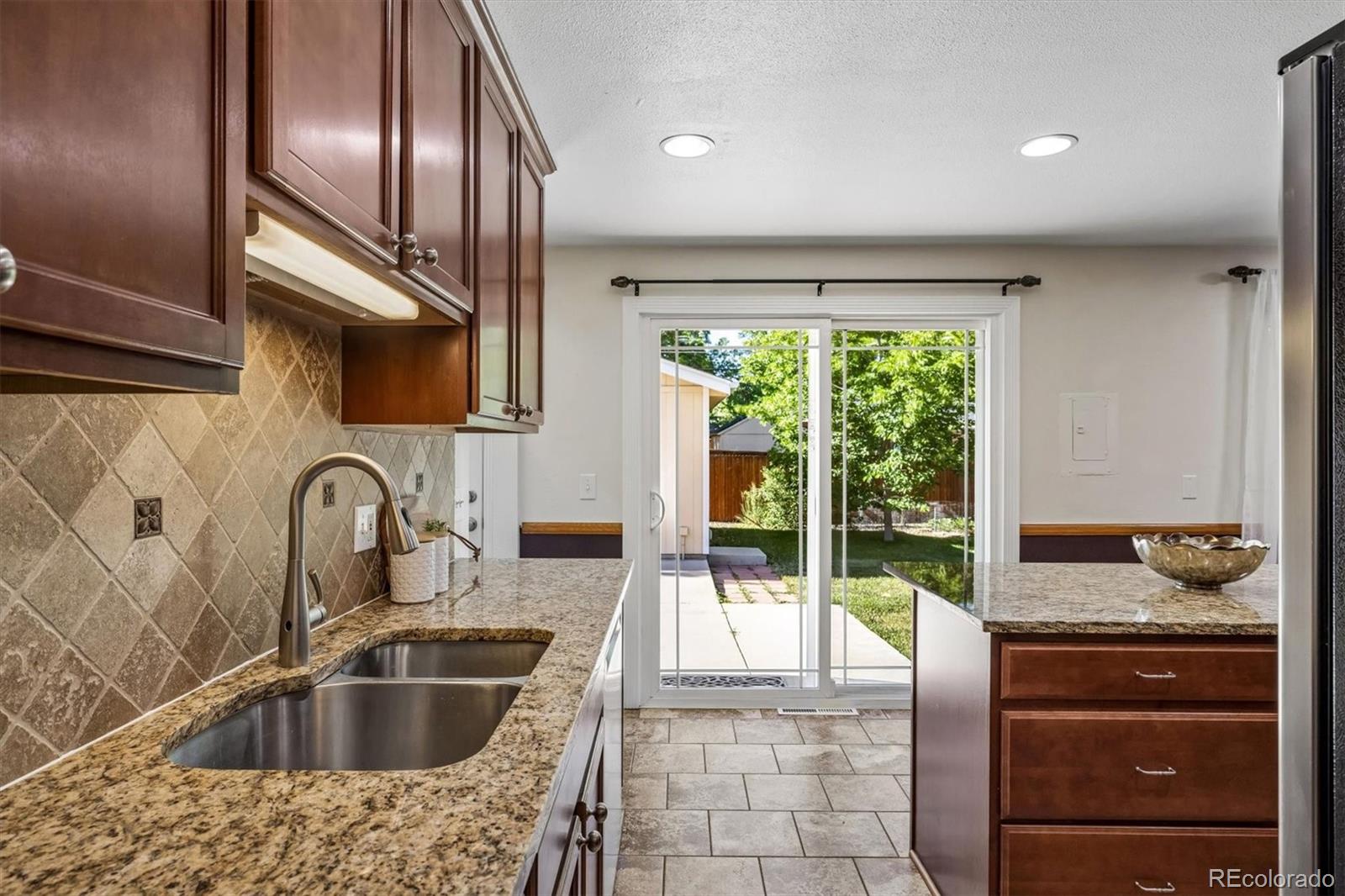 MLS Image #11 for 3485 w powers place,littleton, Colorado